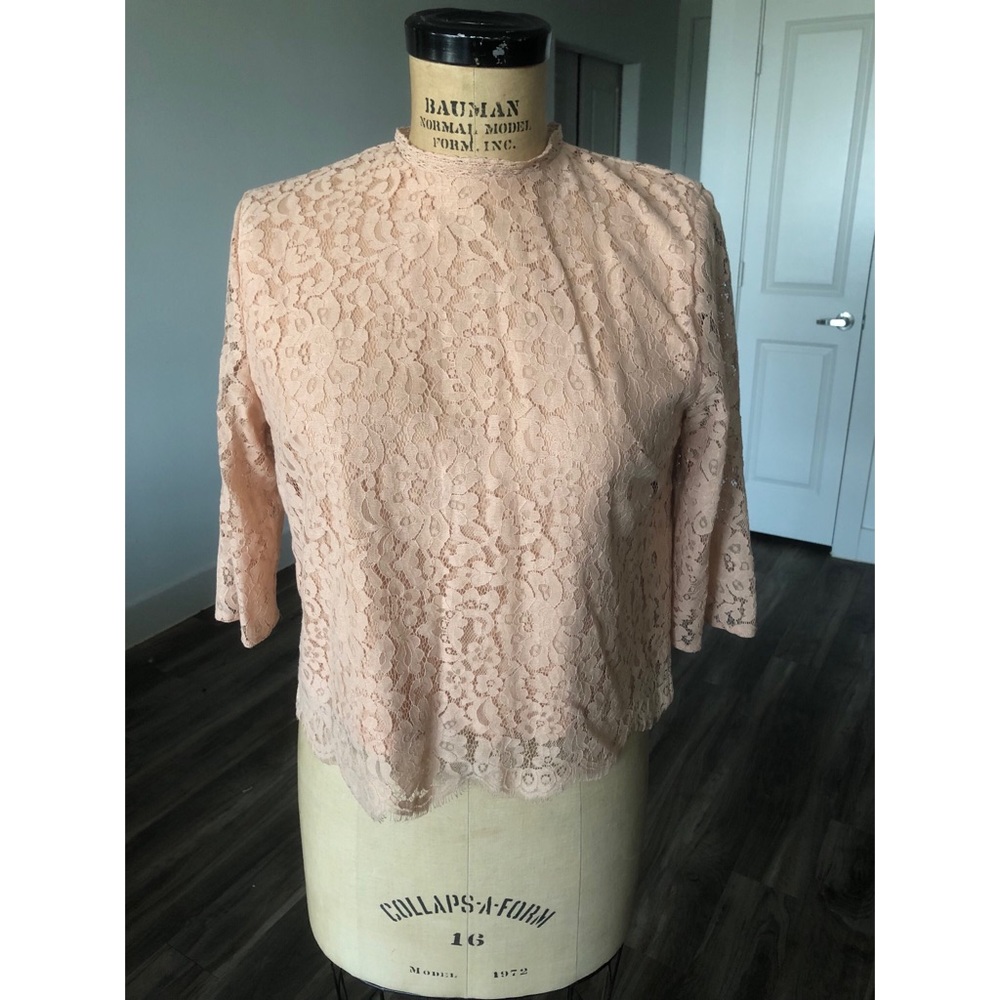3/4 sleeve H&M lace blouse